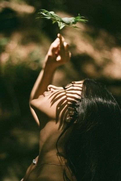 Comment créer un rituel de détente chez soi ? Le guide complet pour apaiser son esprit naturellement